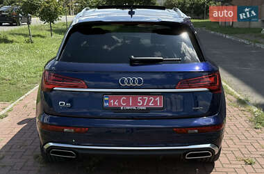 Внедорожник / Кроссовер Audi Q5 2022 в 