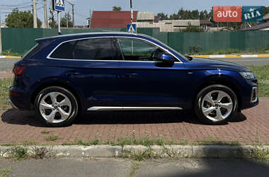 Внедорожник / Кроссовер Audi Q5 2022 в 