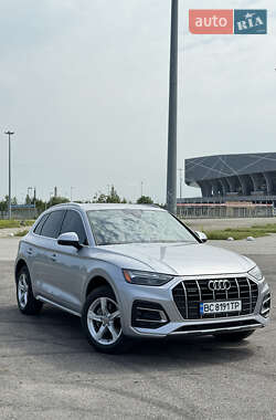 Позашляховик / Кросовер Audi Q5 2021 в Львові