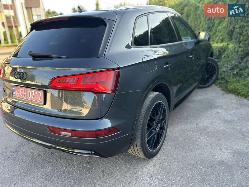 Внедорожник / Кроссовер Audi Q5 2018 в Полтаве