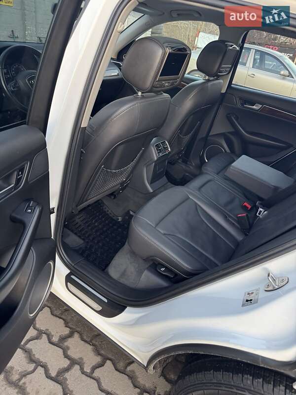 Внедорожник / Кроссовер Audi Q5 2010 в Луцке фото 8 Внедорожник / Кроссовер Audi Q5 2010 в Луцке