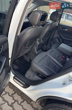 Внедорожник / Кроссовер Audi Q5 2010 в 