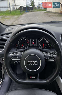 Внедорожник / Кроссовер Audi Q5 2012 в 