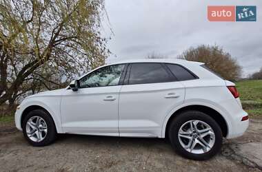 Позашляховик / Кросовер Audi Q5 2018 в Вінниці