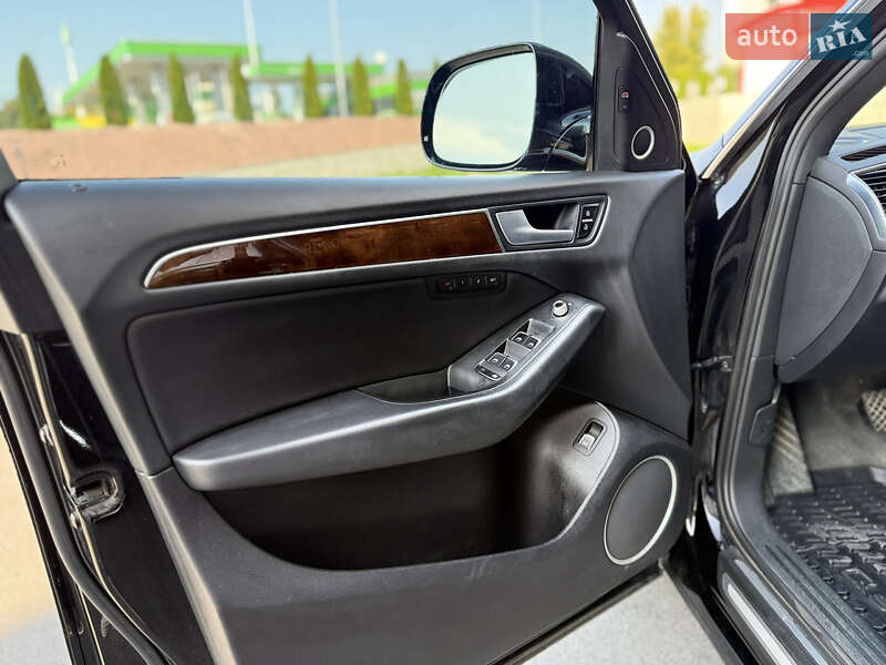 Внедорожник / Кроссовер Audi Q5 2015 в Виннице