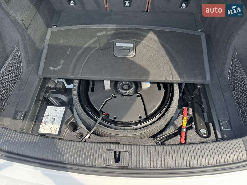 Внедорожник / Кроссовер Audi Q5 2020 в Харькове