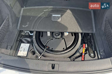 Внедорожник / Кроссовер Audi Q5 2020 в 