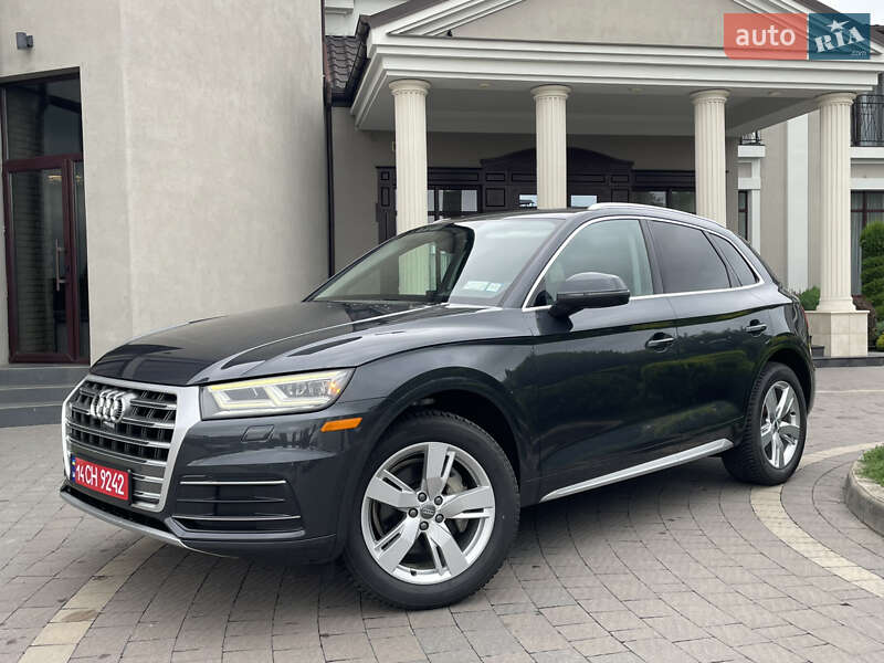 Внедорожник / Кроссовер Audi Q5 2019 в Стрые