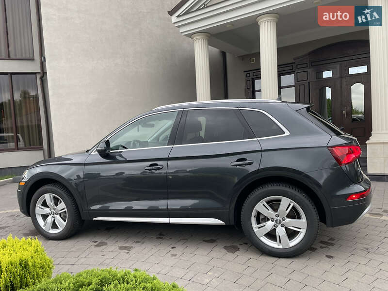 Внедорожник / Кроссовер Audi Q5 2019 в Стрые
