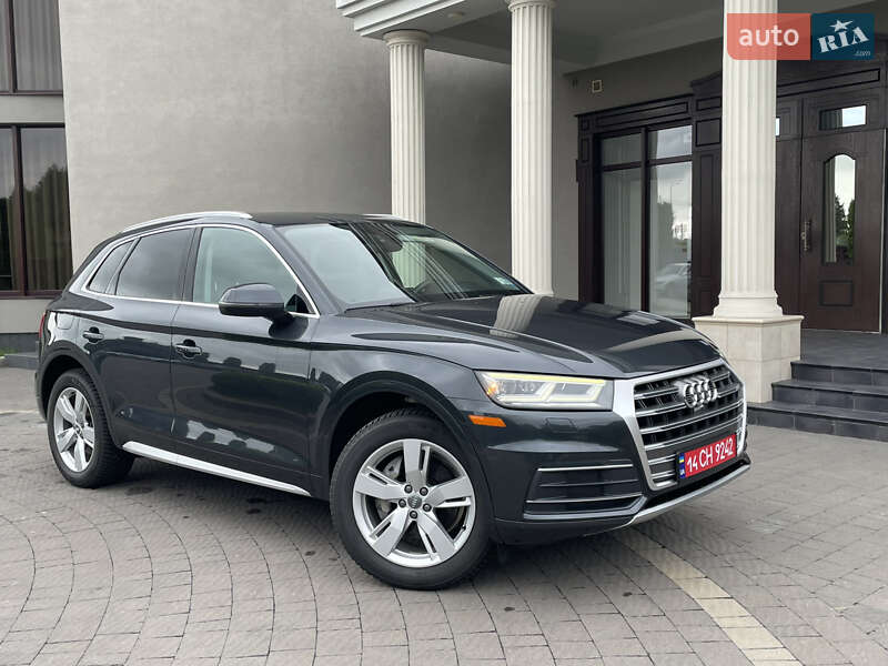 Внедорожник / Кроссовер Audi Q5 2019 в Стрые
