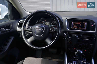 Внедорожник / Кроссовер Audi Q5 2012 в 