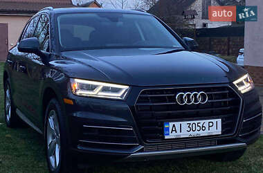 Внедорожник / Кроссовер Audi Q5 2018 в 