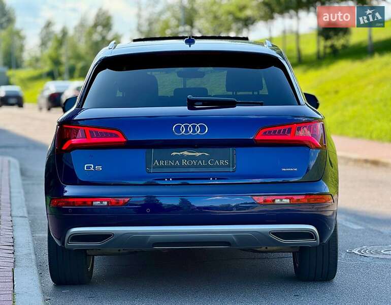 Внедорожник / Кроссовер Audi Q5 2019 в Киеве