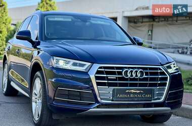 Внедорожник / Кроссовер Audi Q5 2019 в 