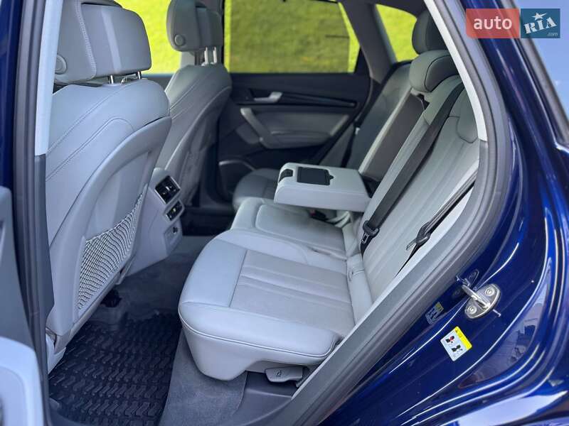 Внедорожник / Кроссовер Audi Q5 2019 в Киеве