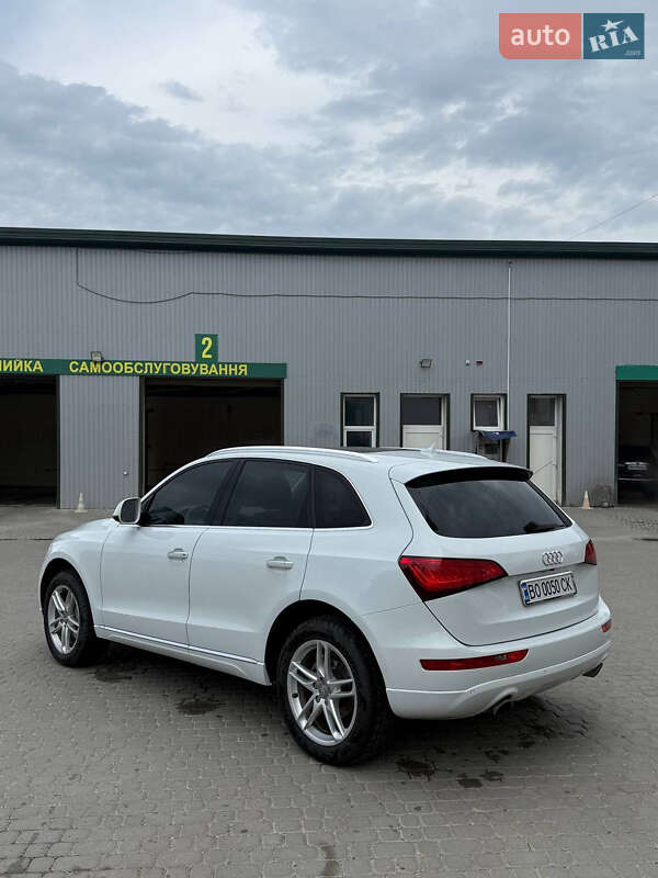Внедорожник / Кроссовер Audi Q5 2016 в Чорткове