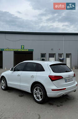 Внедорожник / Кроссовер Audi Q5 2016 в 