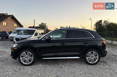 Внедорожник / Кроссовер Audi Q5 2018 в 