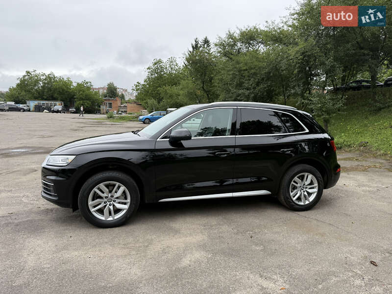 Внедорожник / Кроссовер Audi Q5 2019 в Виннице