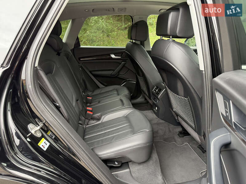 Внедорожник / Кроссовер Audi Q5 2019 в Виннице