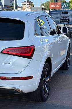 Внедорожник / Кроссовер Audi Q5 2016 в 