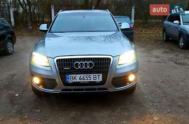 Внедорожник / Кроссовер Audi Q5 2011 в 