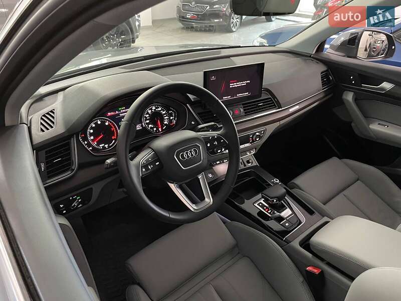 Внедорожник / Кроссовер Audi Q5 2024 в Полтаве