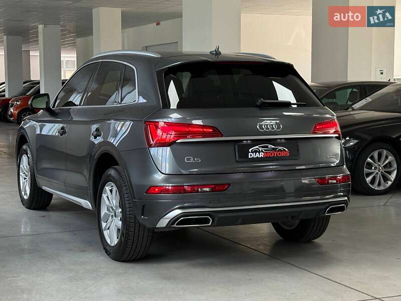 Внедорожник / Кроссовер Audi Q5 2024 в Полтаве