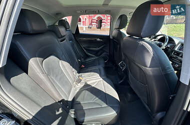 Внедорожник / Кроссовер Audi Q5 2015 в 