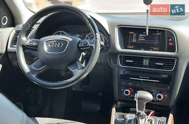 Внедорожник / Кроссовер Audi Q5 2015 в 