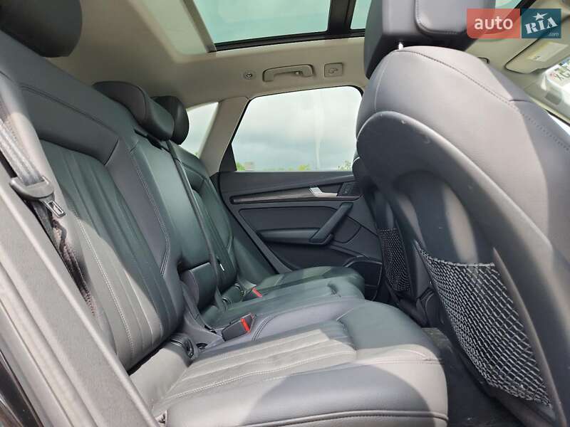 Внедорожник / Кроссовер Audi Q5 2018 в Сумах
