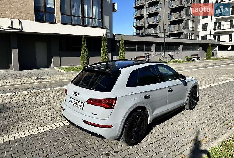 Внедорожник / Кроссовер Audi Q5 2019 в Львове