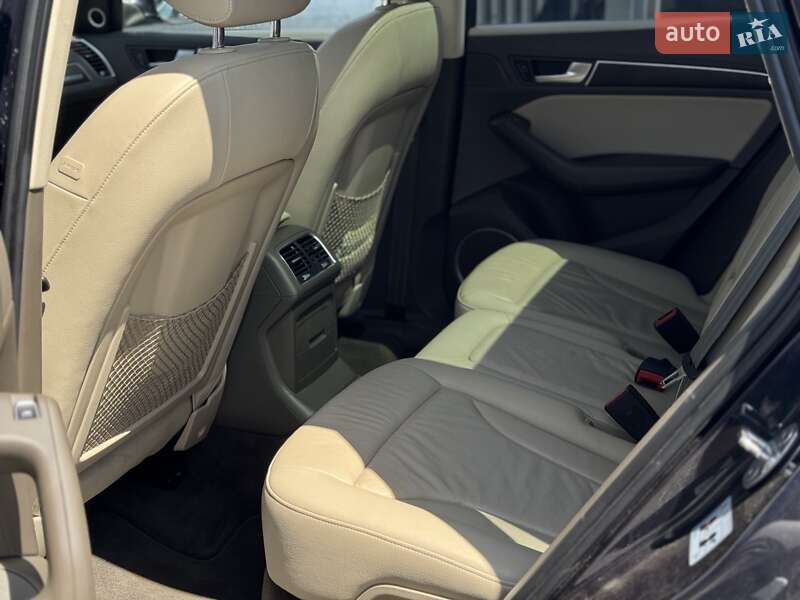 Внедорожник / Кроссовер Audi Q5 2014 в Львове