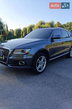 Внедорожник / Кроссовер Audi Q5 2016 в 
