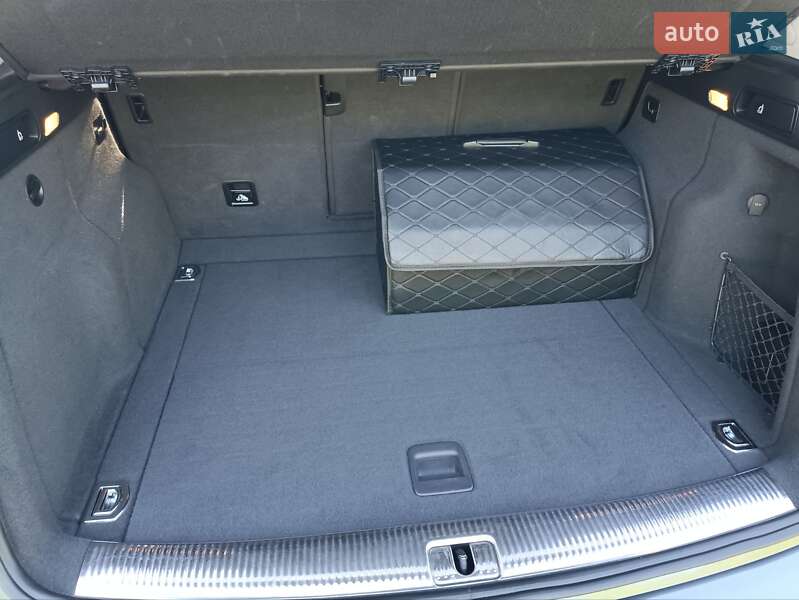 Внедорожник / Кроссовер Audi Q5 2016 в Сумах