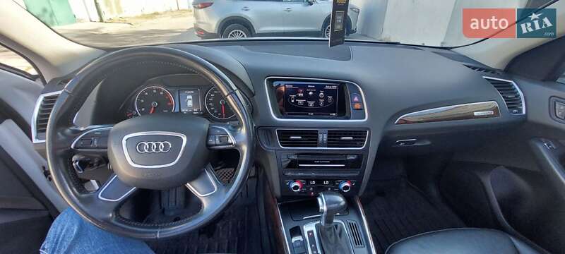 Внедорожник / Кроссовер Audi Q5 2014 в Нетешине
