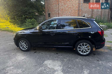 Внедорожник / Кроссовер Audi Q5 2010 в 