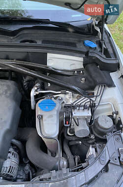 Внедорожник / Кроссовер Audi Q5 2011 в 