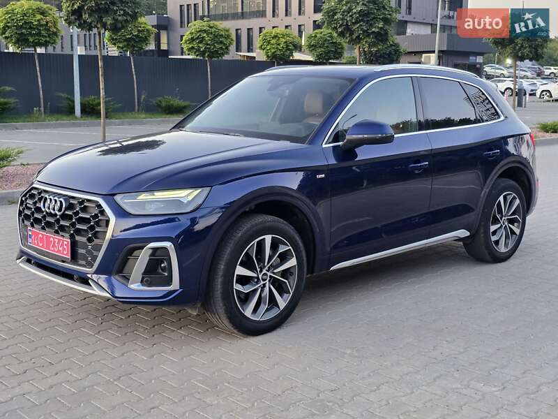 Внедорожник / Кроссовер Audi Q5 2022 в Львове
