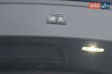 Внедорожник / Кроссовер Audi Q5 2022 в 