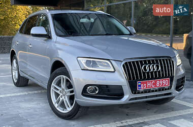 Внедорожник / Кроссовер Audi Q5 2015 в 