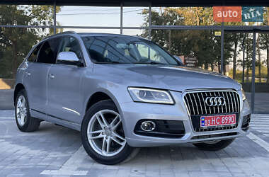 Внедорожник / Кроссовер Audi Q5 2015 в 