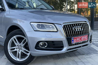 Внедорожник / Кроссовер Audi Q5 2015 в 