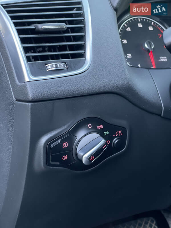 Внедорожник / Кроссовер Audi Q5 2015 в Стрые