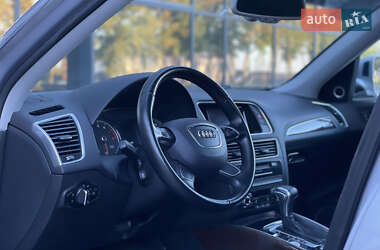 Внедорожник / Кроссовер Audi Q5 2015 в 