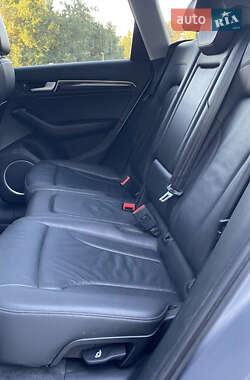 Внедорожник / Кроссовер Audi Q5 2015 в 