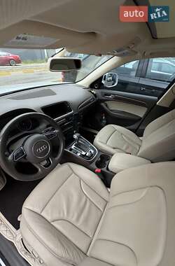 Внедорожник / Кроссовер Audi Q5 2016 в 