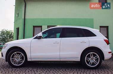 Внедорожник / Кроссовер Audi Q5 2012 в 