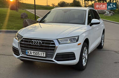 Внедорожник / Кроссовер Audi Q5 2018 в Киеве