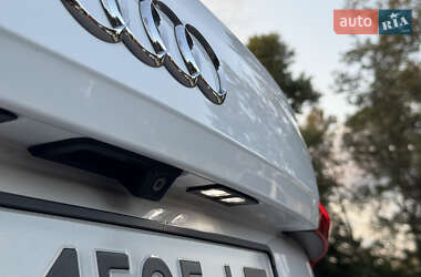 Внедорожник / Кроссовер Audi Q5 2018 в 